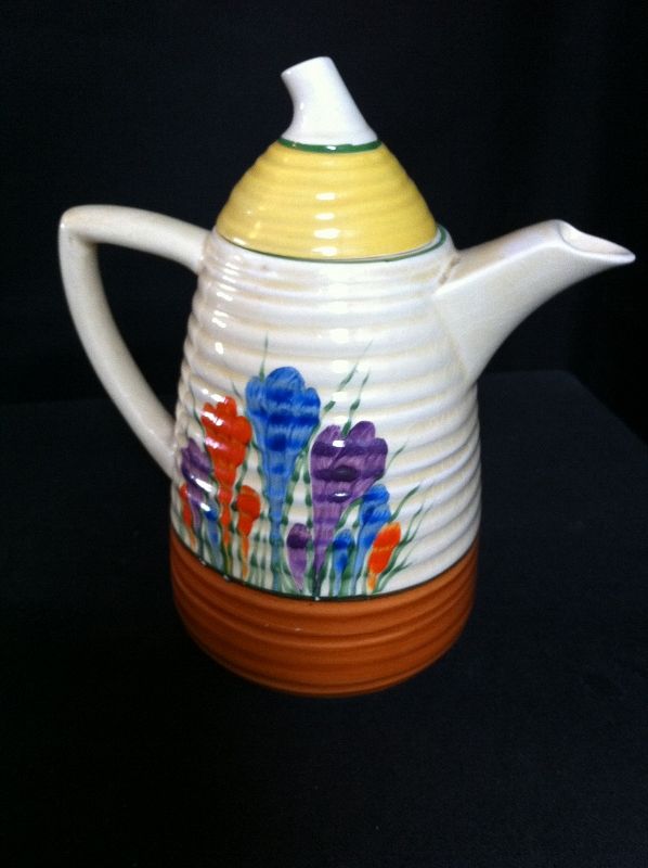 Clarice Cliff Rare Lynton Shape Coffee Pot In The Popular Autumn Crocus